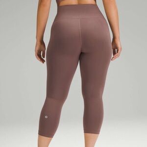 Lululemon Wunder Train Contour Fit High-Rise Crop 21"